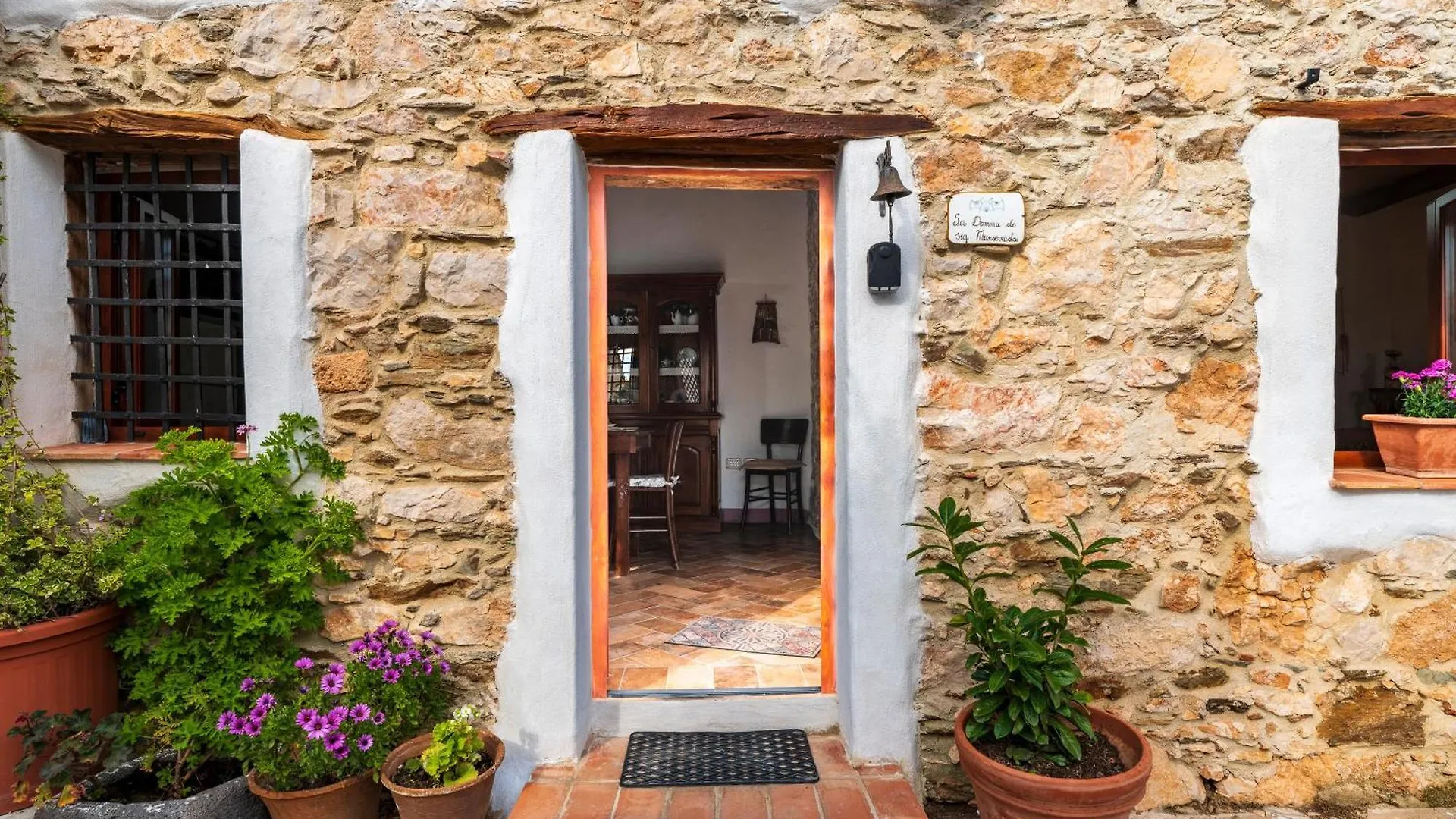 Casa Della Nonna Nel Borgo Villa Baunei