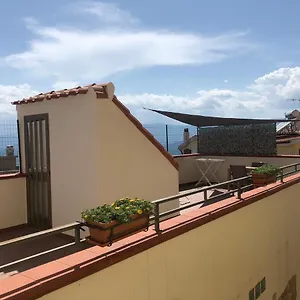 Casa vacanze Casa Indipendente Nel Centro Storico,cod Iun P2680, Baunei